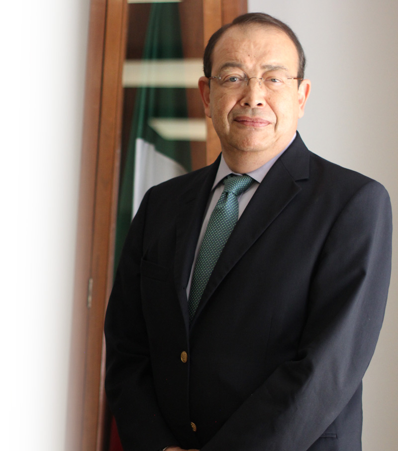 Inocencio Higuera Ciapara, Dr.